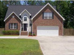 100 Deer St, Summerville, SC 29485