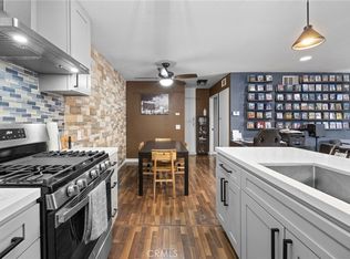 1082 Cabrillo Park Dr #D, Santa Ana, CA 92701