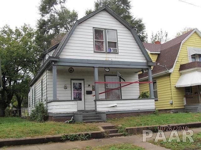 1st image of 933 S Greenlawn Ave