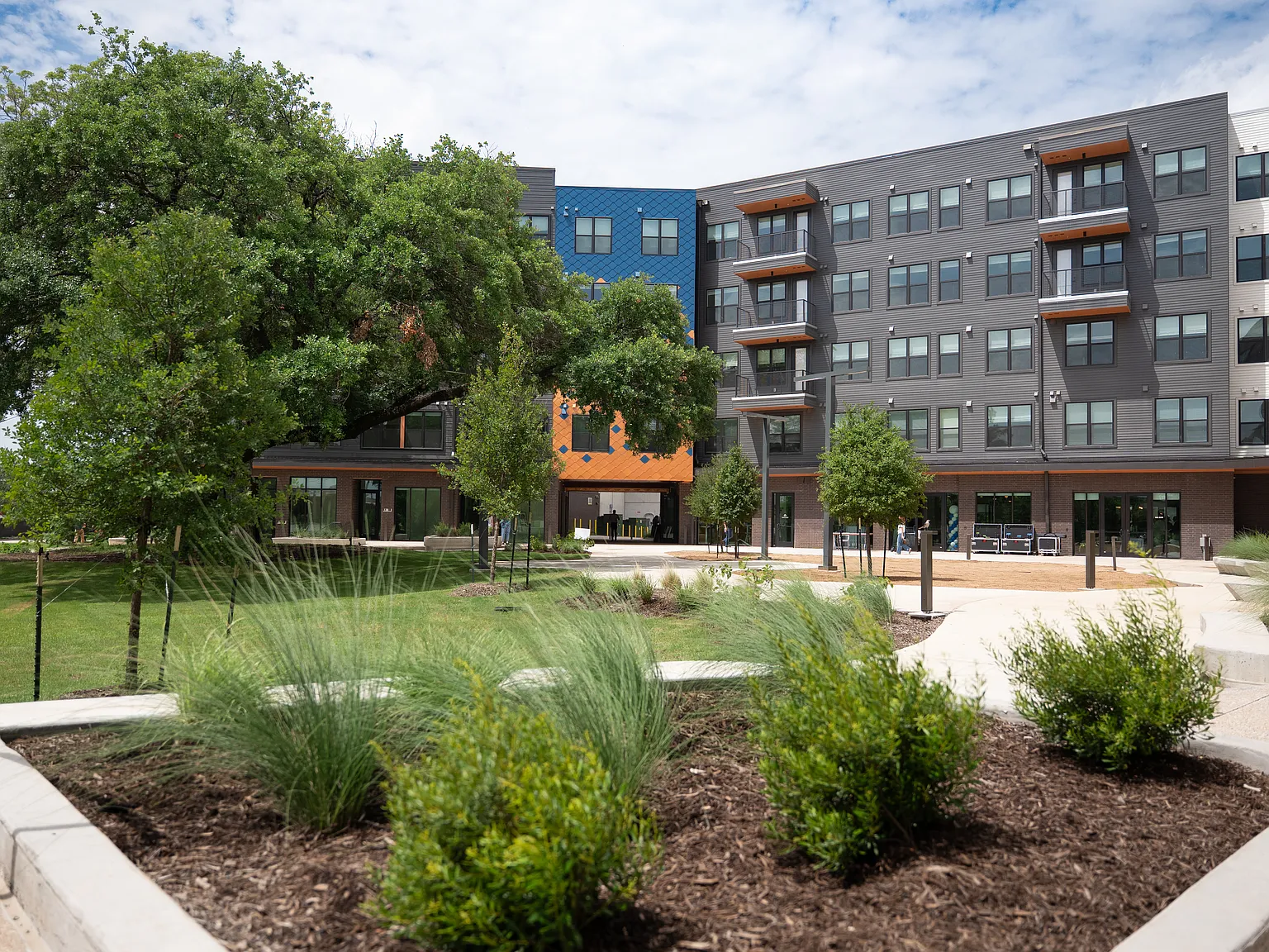 Seabrook Square — Photo 3