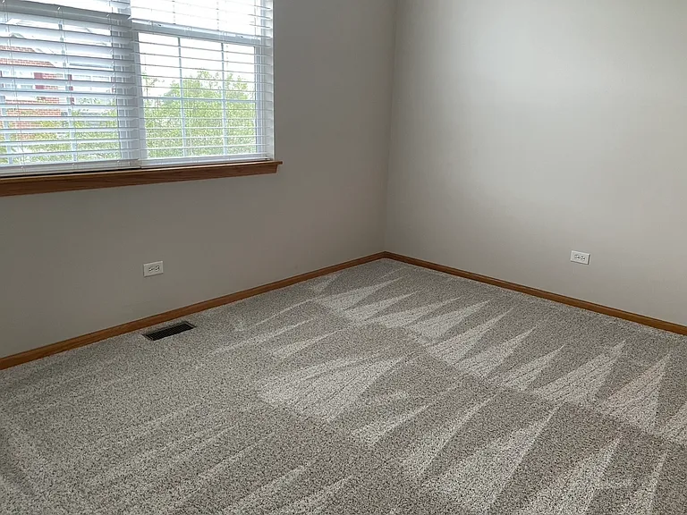 Huber Ct — Photo 15