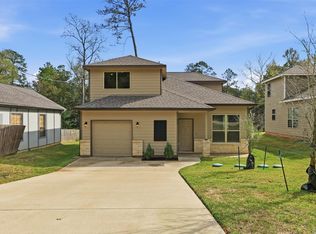 903 Crystal River Rd, Montgomery, TX 77316