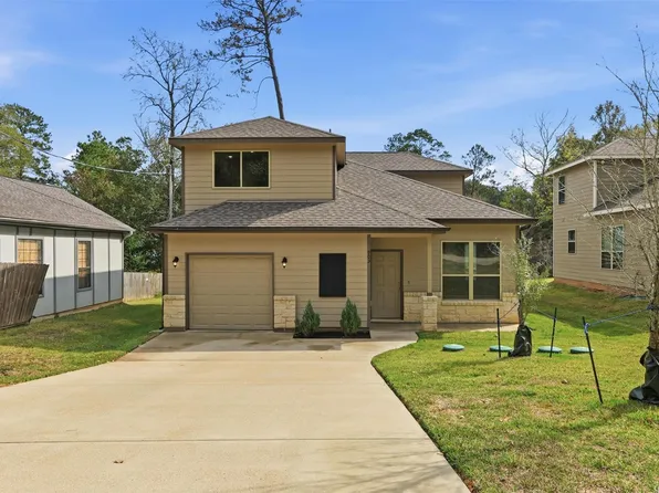 903 Crystal River Rd, Montgomery, TX 77316