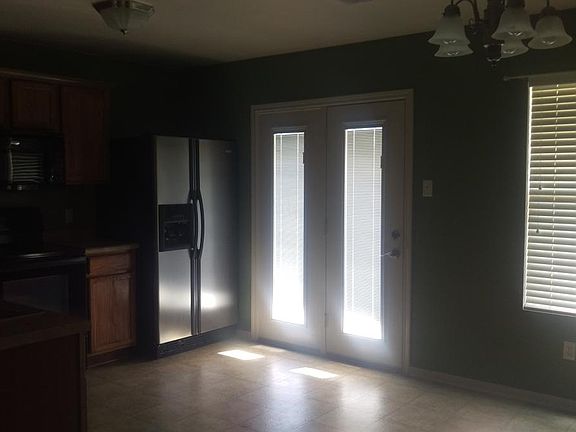 5th image of 2408 Price Dr