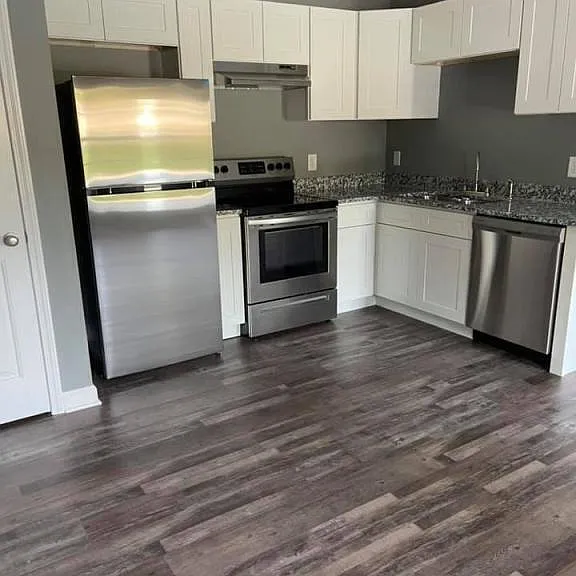130 Main St S #7 — Photo 2