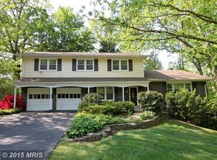 9037 Ashmeade Dr, Fairfax, VA 22032