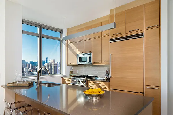 Sold by Douglas Elliman | media 18