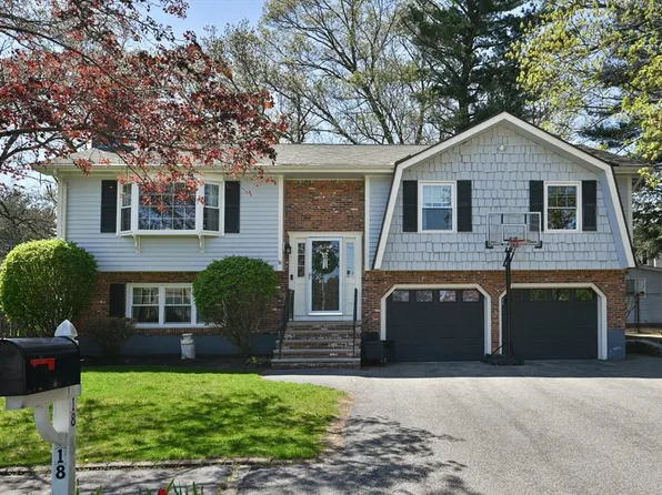 18 Aurele Cir, Reading, MA 01867