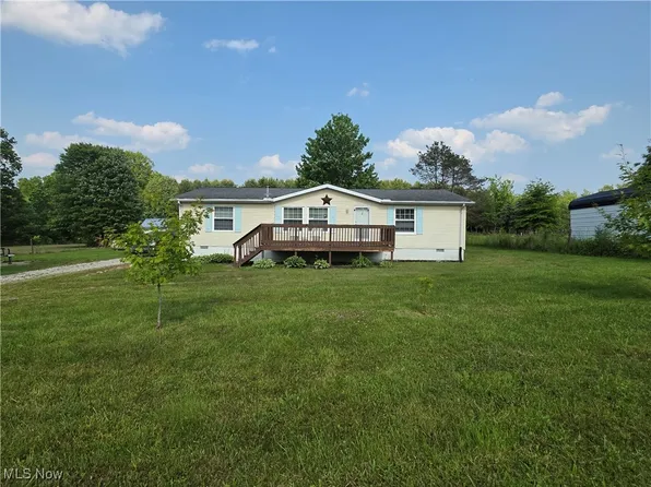 8448 Slagle Rd, Windham, OH 44288