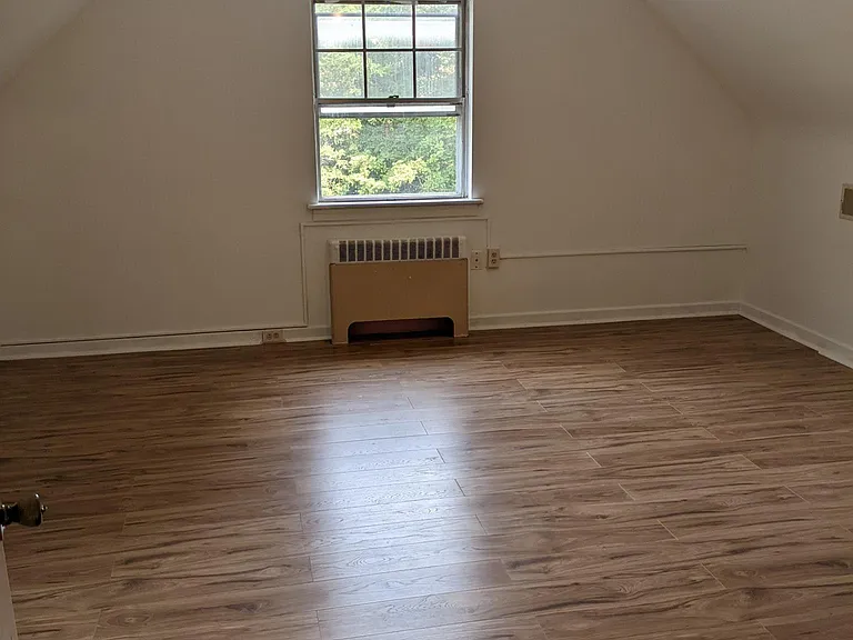 519 Wood St — Photo 22