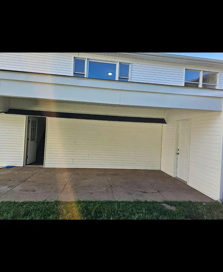 Sunrise Ln, Levittown — Photo 4