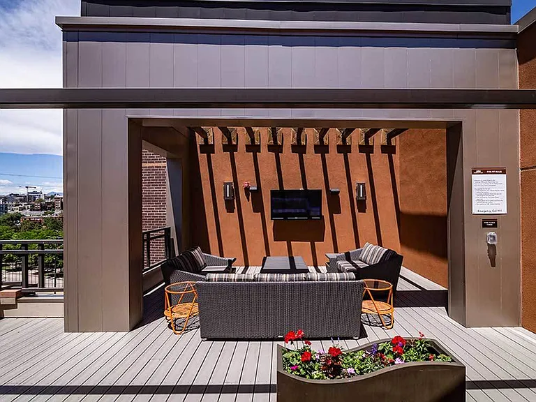 Rooftop deck
