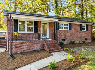 5 Sutton Dr, Taylors, SC 29687