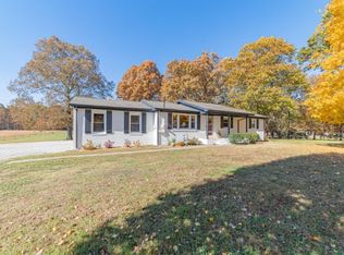 725 Hickory Dr, Manchester, TN 37355