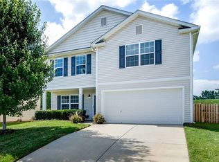 3607 Blue Spruce Ct, Greensboro, NC 27406