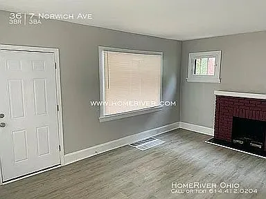 3 bed, 2.5 bath, 1613 sqft, $1,597 — Photo 3