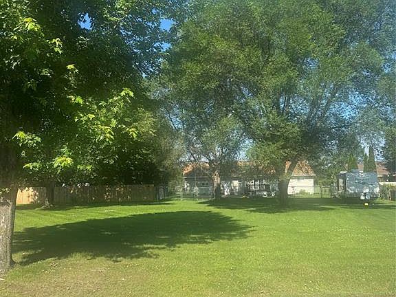 2nd image of xx 2nd Street