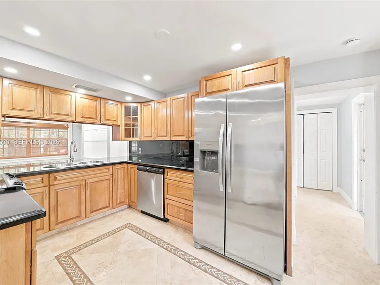 2301 Tequesta Ln — Photo 16