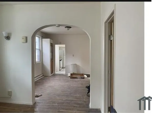 536 Beach 67th St APT 3, Arverne, NY 11692