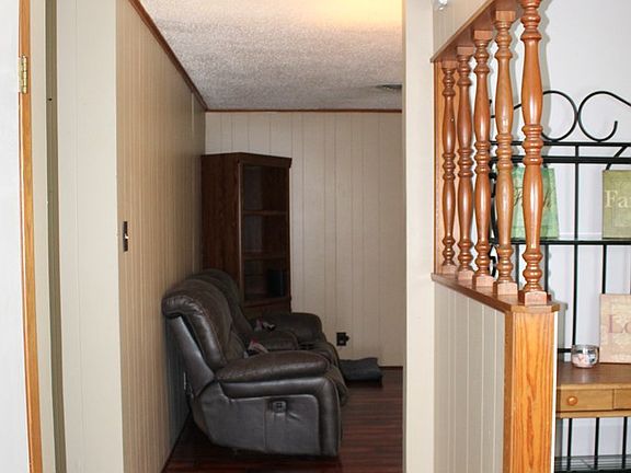 2nd image of 609 Egret Dr