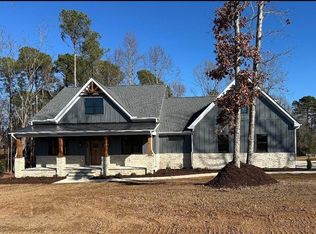 54 Timber Rail Ln, Holly Springs, NC 27540