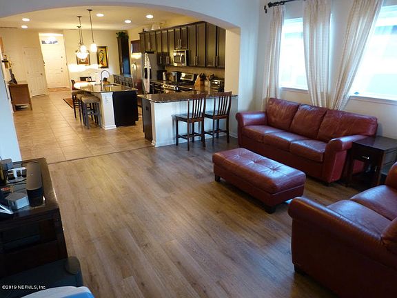2nd image of 176 Woodland Greens Dr