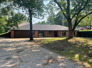 4923 E 13th St, Joplin, MO 64801