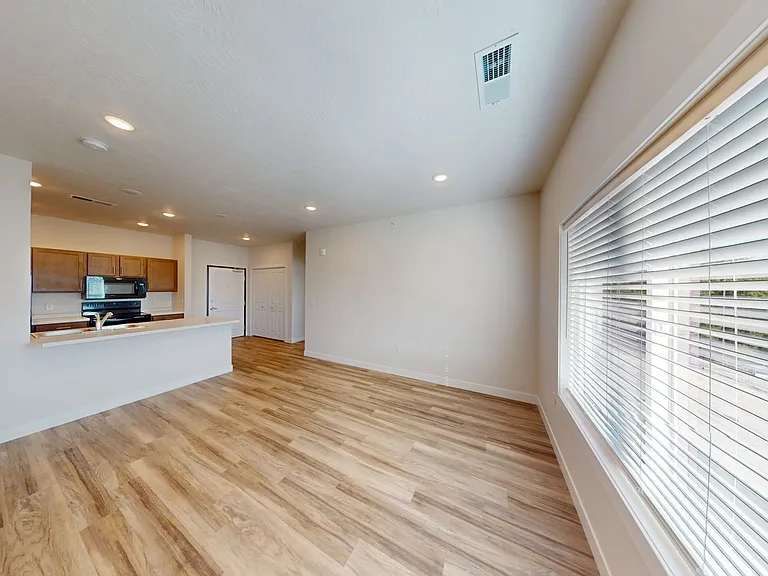 1720 Morningside Ave — Photo 29
