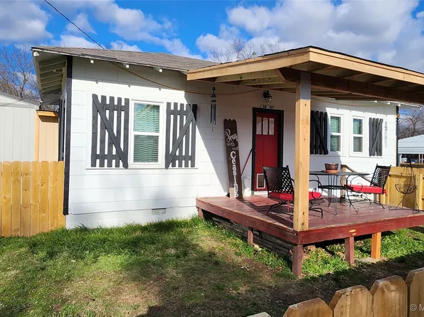 8 W Ivy Ave, Coalgate, OK 74538