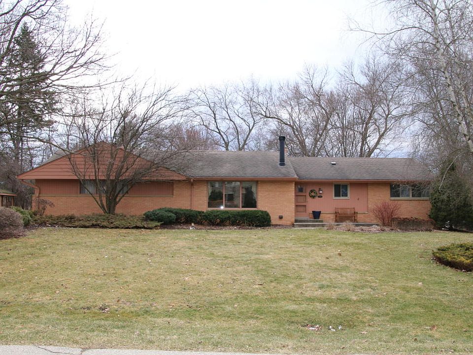 2nd image of 13365 Nicolet Ave