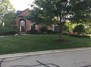 4858 Green Meadow Ln, Rochester, MI 48306