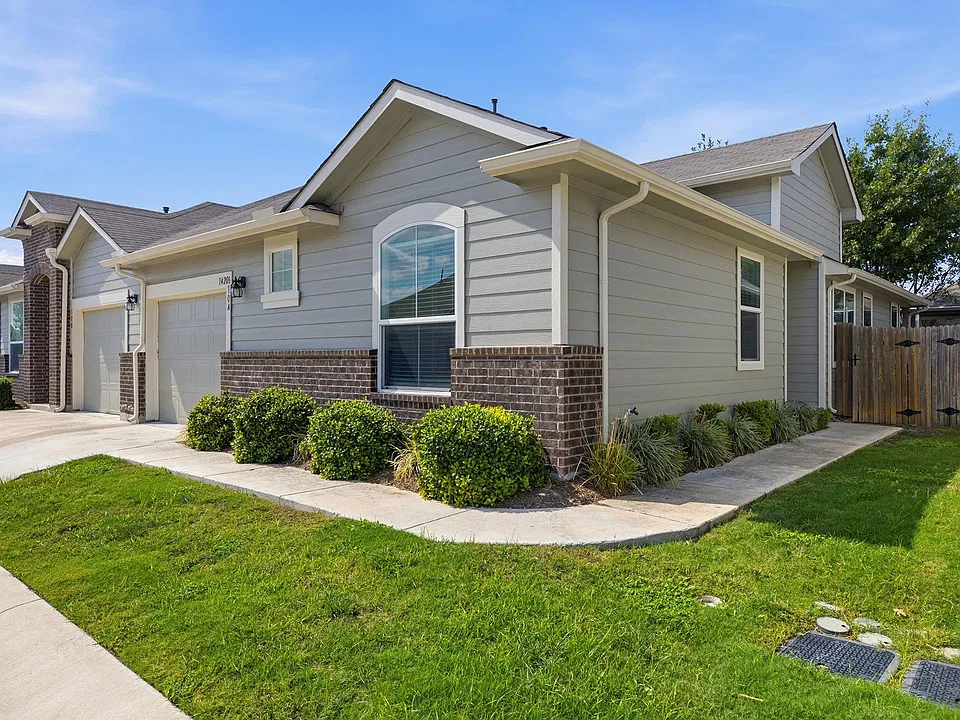 14208 Handel Dr #10A