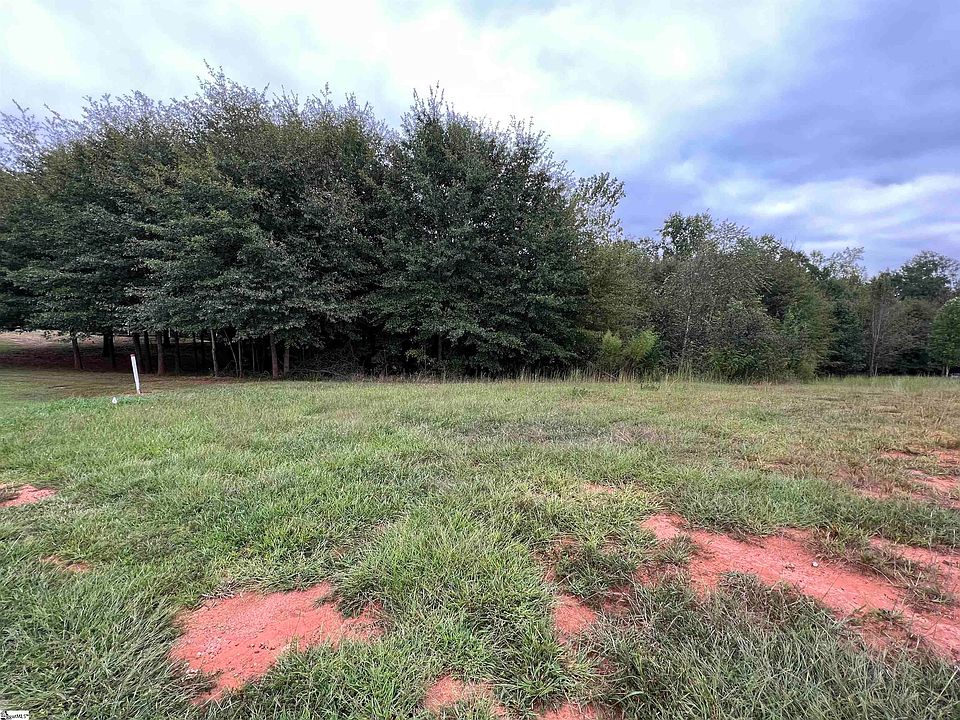 2nd image of 956 Echo Ridge Dr