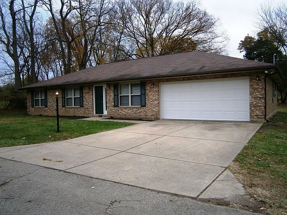 5th image of 844 Harron Ave