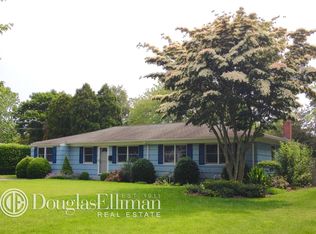 42 S Rosko Dr, Southampton, NY 11968