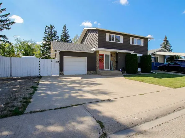 4 E McKee Close, Red Deer, AB T4N 0L9