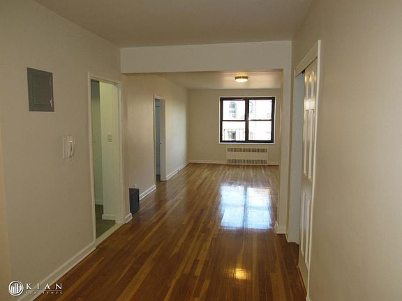 2nd image of 3415 Parsons Blvd APT 7F