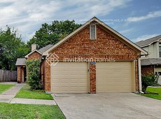 1811 Geary St, Garland, TX 75043
