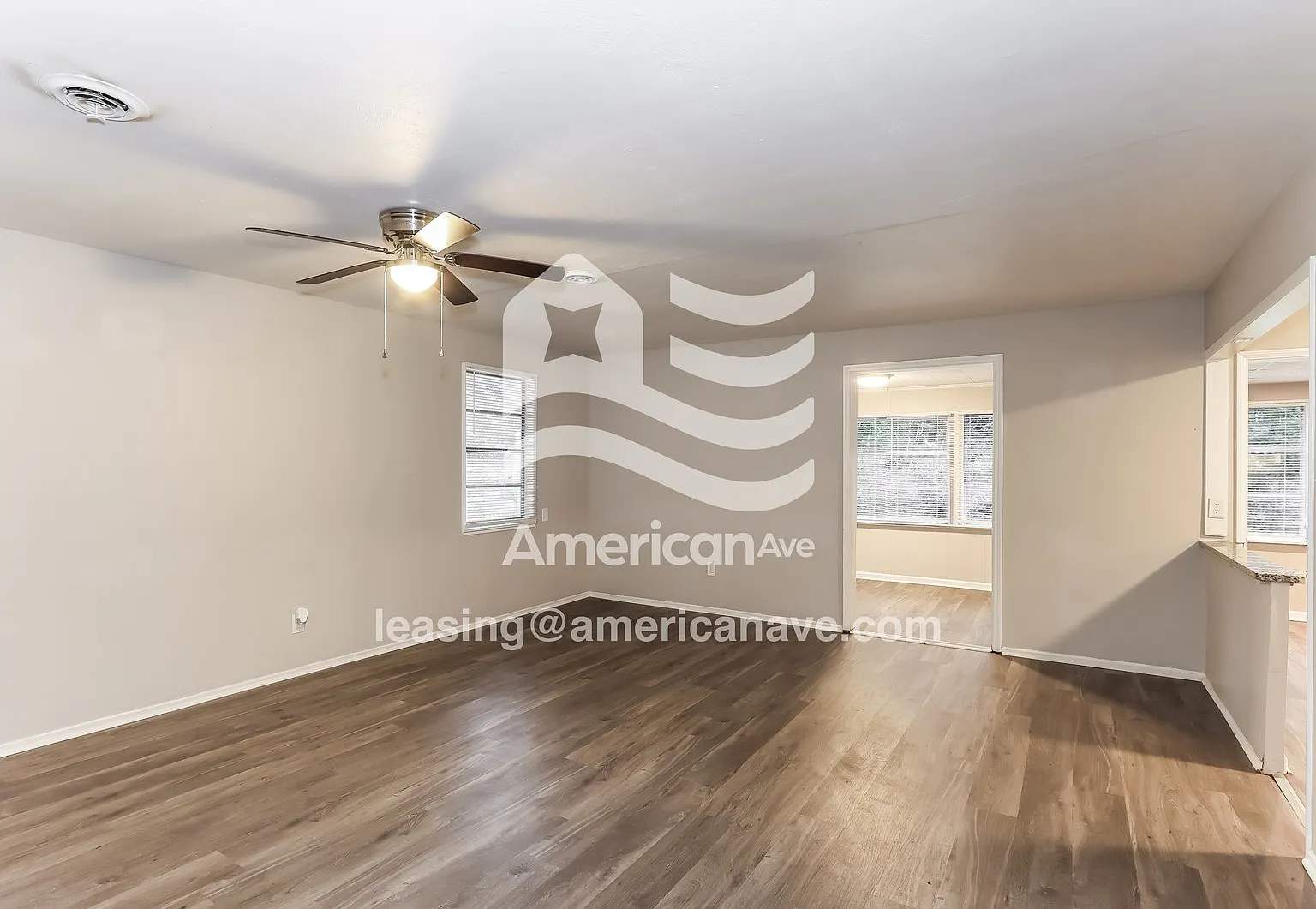 3 bed, 1.0 bath, 1275 sqft, $1,055 — Photo 3