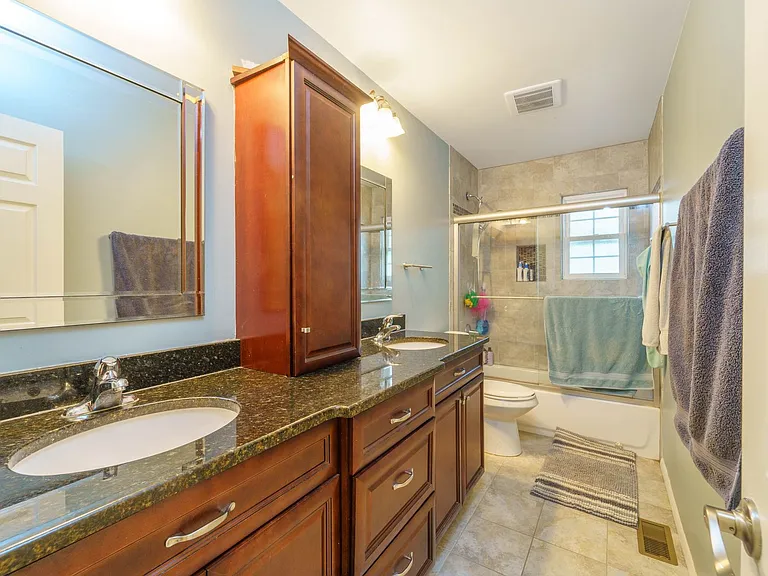 6224 Capella Ave — Photo 16