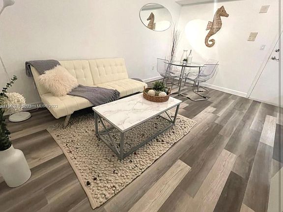 4th image of 1550 Drexel Ave APT 103