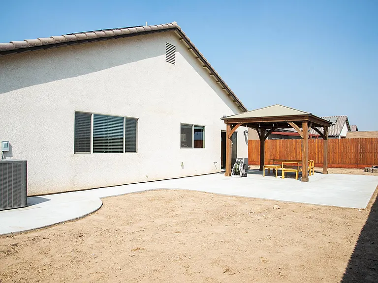 6647 E Truman Ave — Photo 22