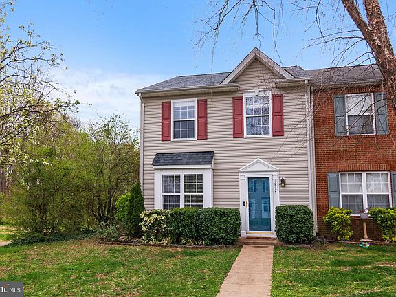 2nd image of 10515 Tidewater Plains Dr