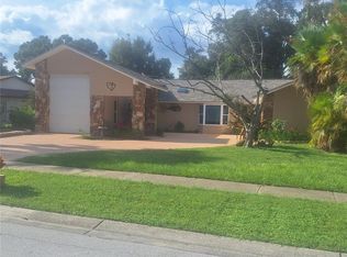 9613 Leeward Ave, Largo, FL 33773
