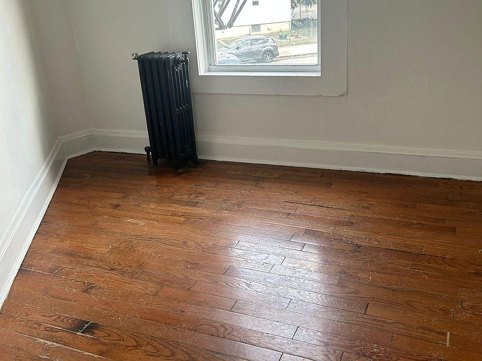 2nd image of 65 4th Ave #22