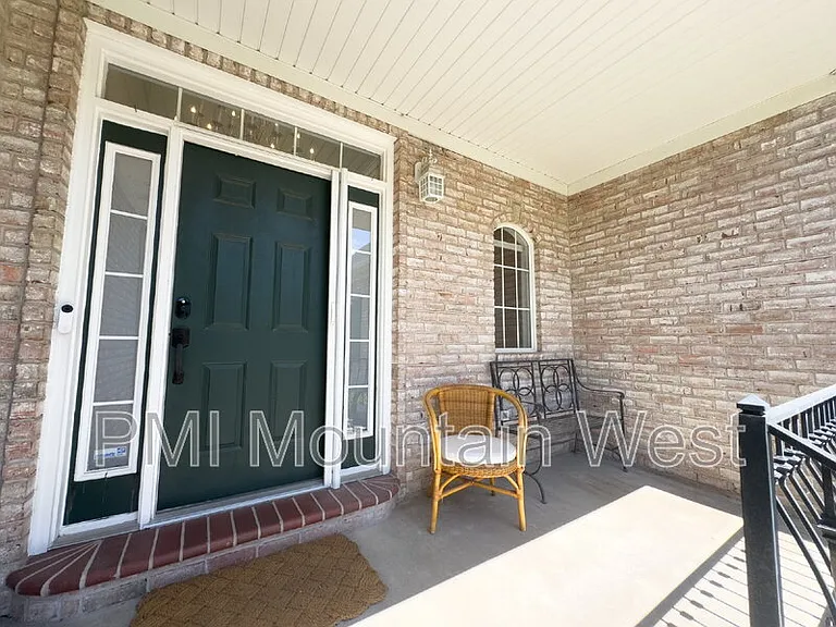 49 N Fairway Dr — Photo 3