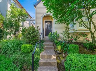 10235 NW Edgewood Dr #25, Portland, OR 97229
