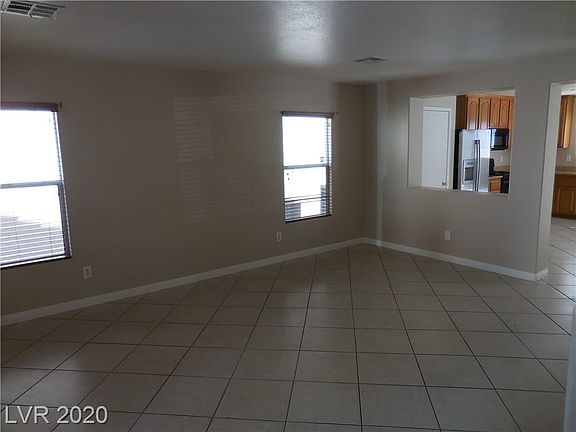 3rd image of 4928 Secret Rock St