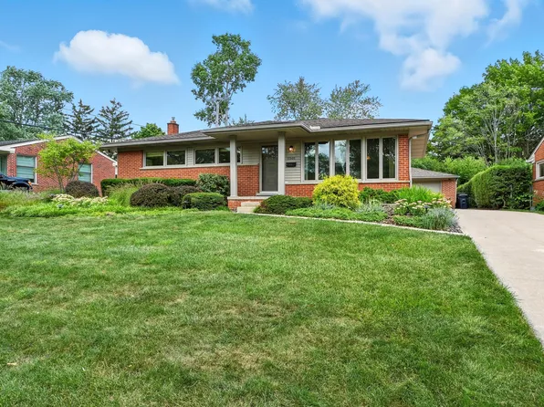 1501 Catalina Dr, Ann Arbor, MI 48103