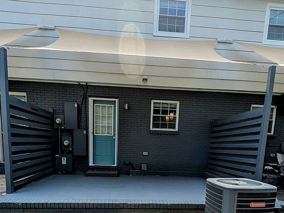 4th image of 12 Johnson St #12